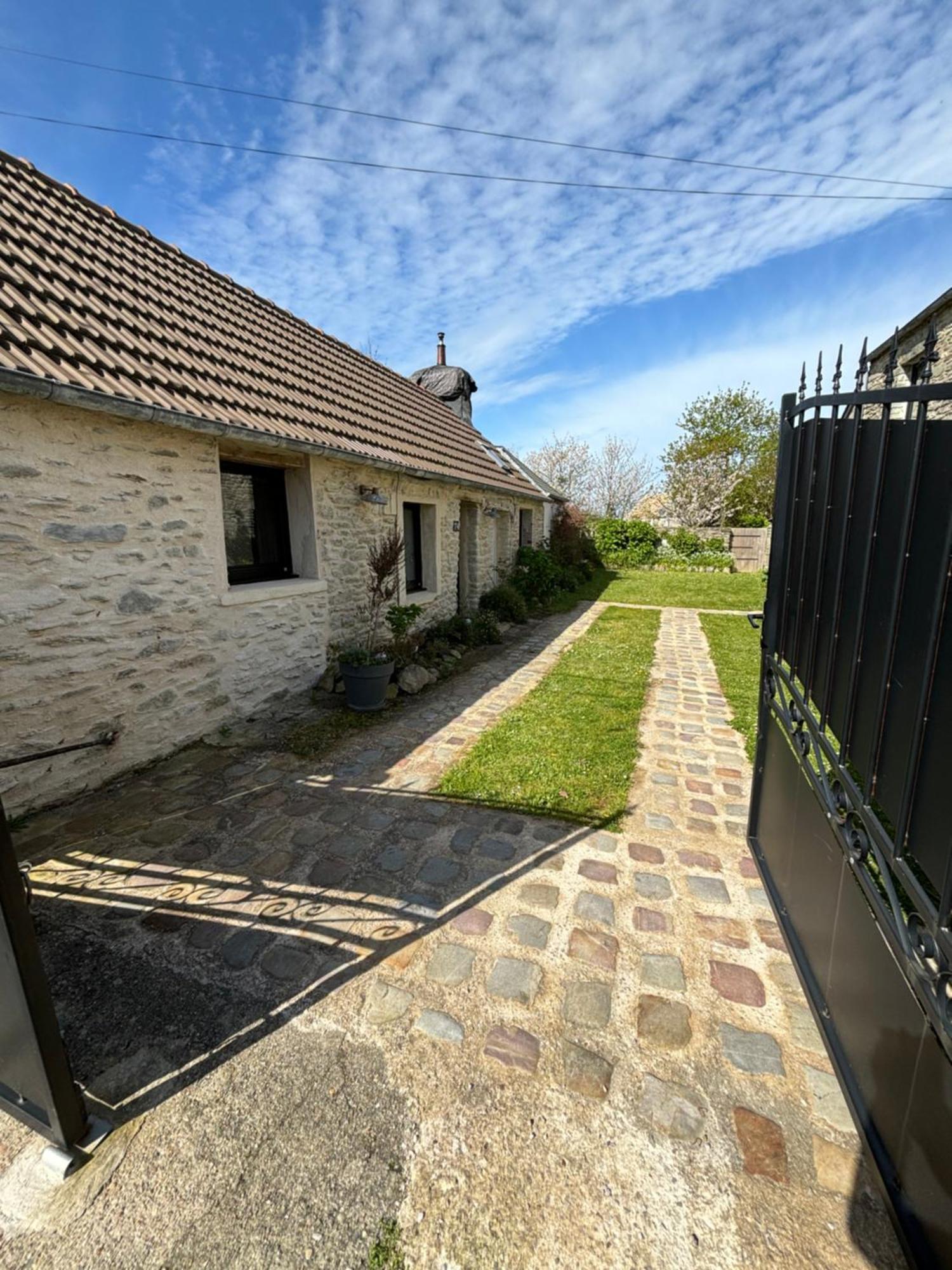 Gite La Fontaine Des Pres Cherbourg-en-Cotentin Extérieur photo